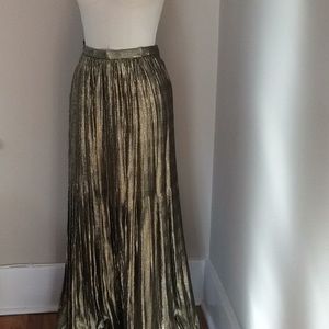 Oscar de la rents gold pleated long skirt size8.